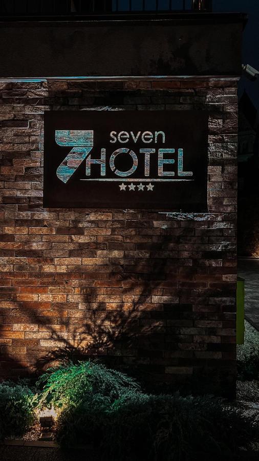 Seven Hotel Bytom - Katowice Extérieur photo